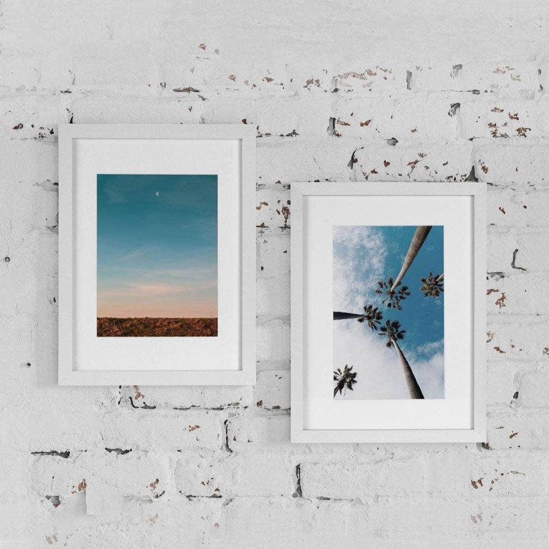 White Wood Traditional Picture Frame—11X14 with 8x10 Mat