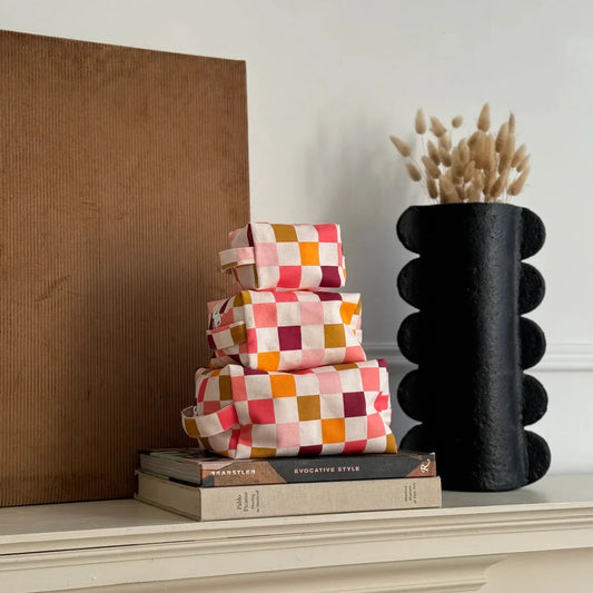 Retro Grid Make-up Bags