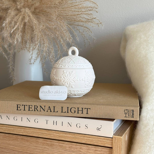 Winterberry Soy Wax Candle—Holiday Nostalgia