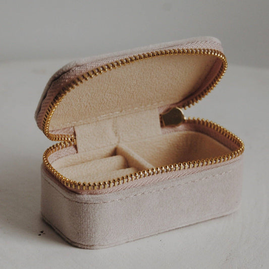 Velvet Travel Jewelry Box in Lavender Haze