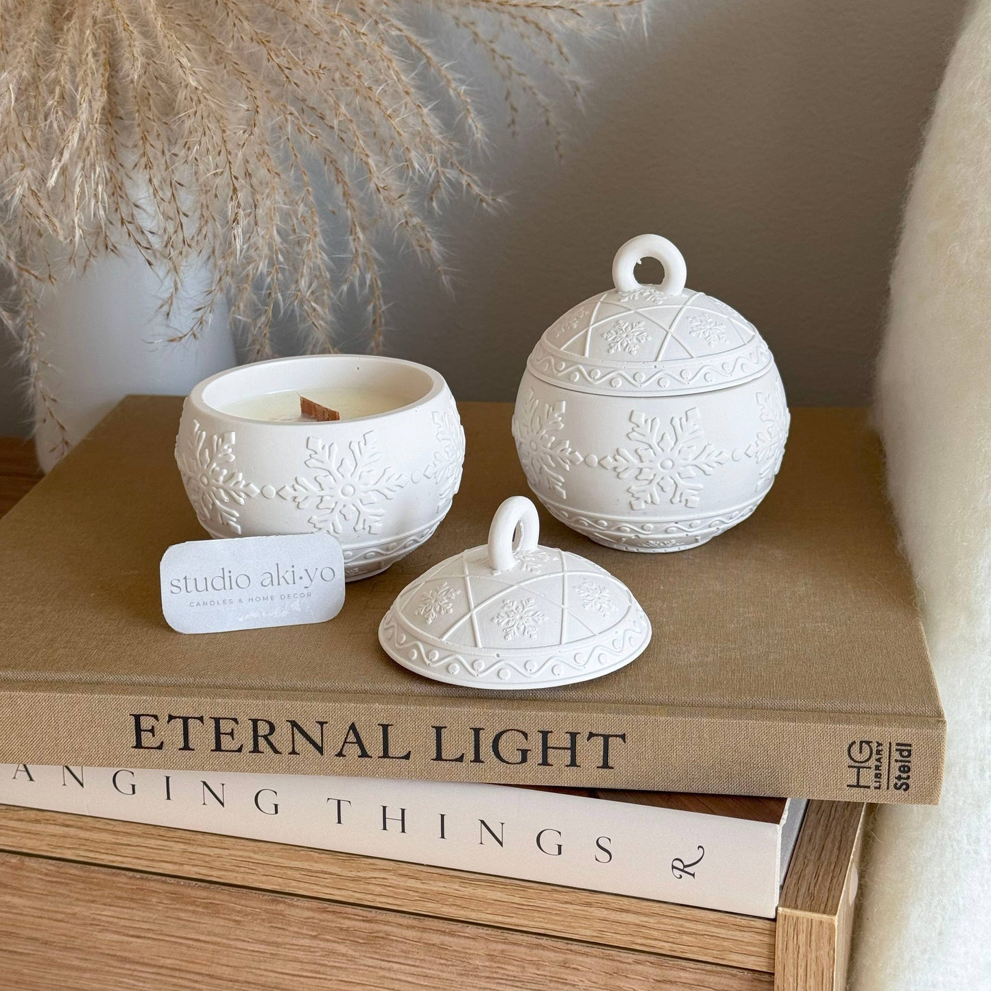 Winterberry Soy Wax Candle—Holiday Nostalgia