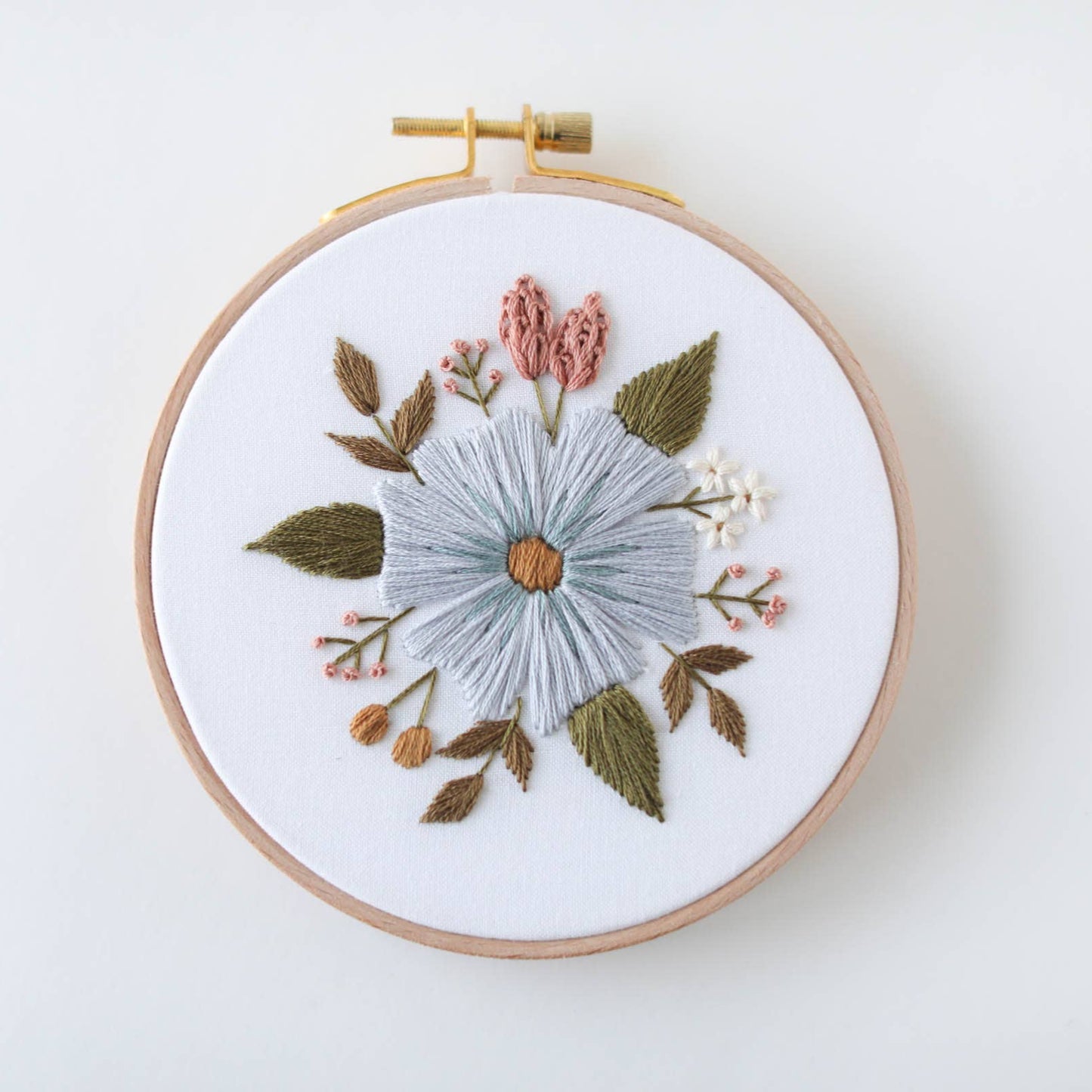 5" Beginner Floral Embroider Kit—Periwinkle Blooms