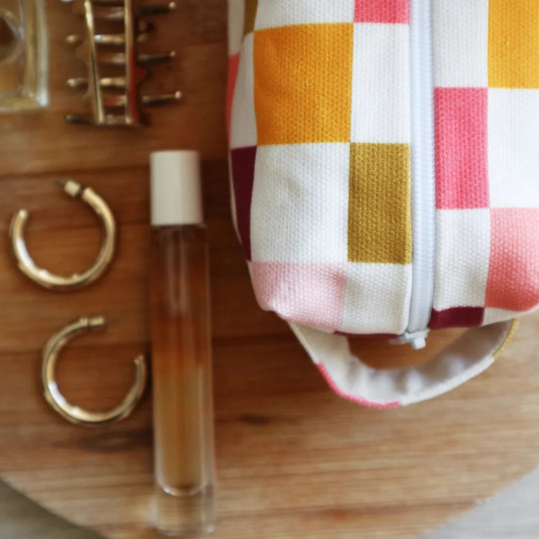 Retro Grid Make-up Bags