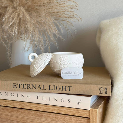 Winterberry Soy Wax Candle—Holiday Nostalgia