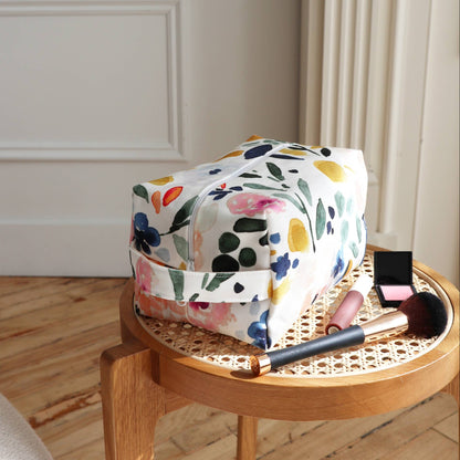 Medium Sierra Florals Toiletry Bag