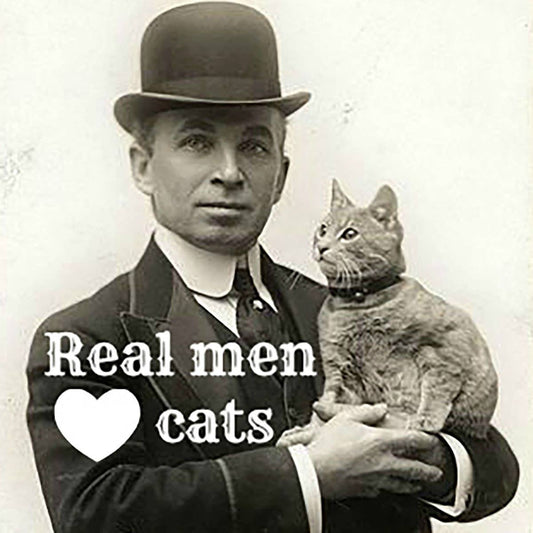 Magnet: Real Men Love Cats.