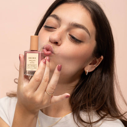 Call Alice Vegan & 21-free Nail Polish