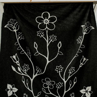 Black and White Woodland Floral Blanket