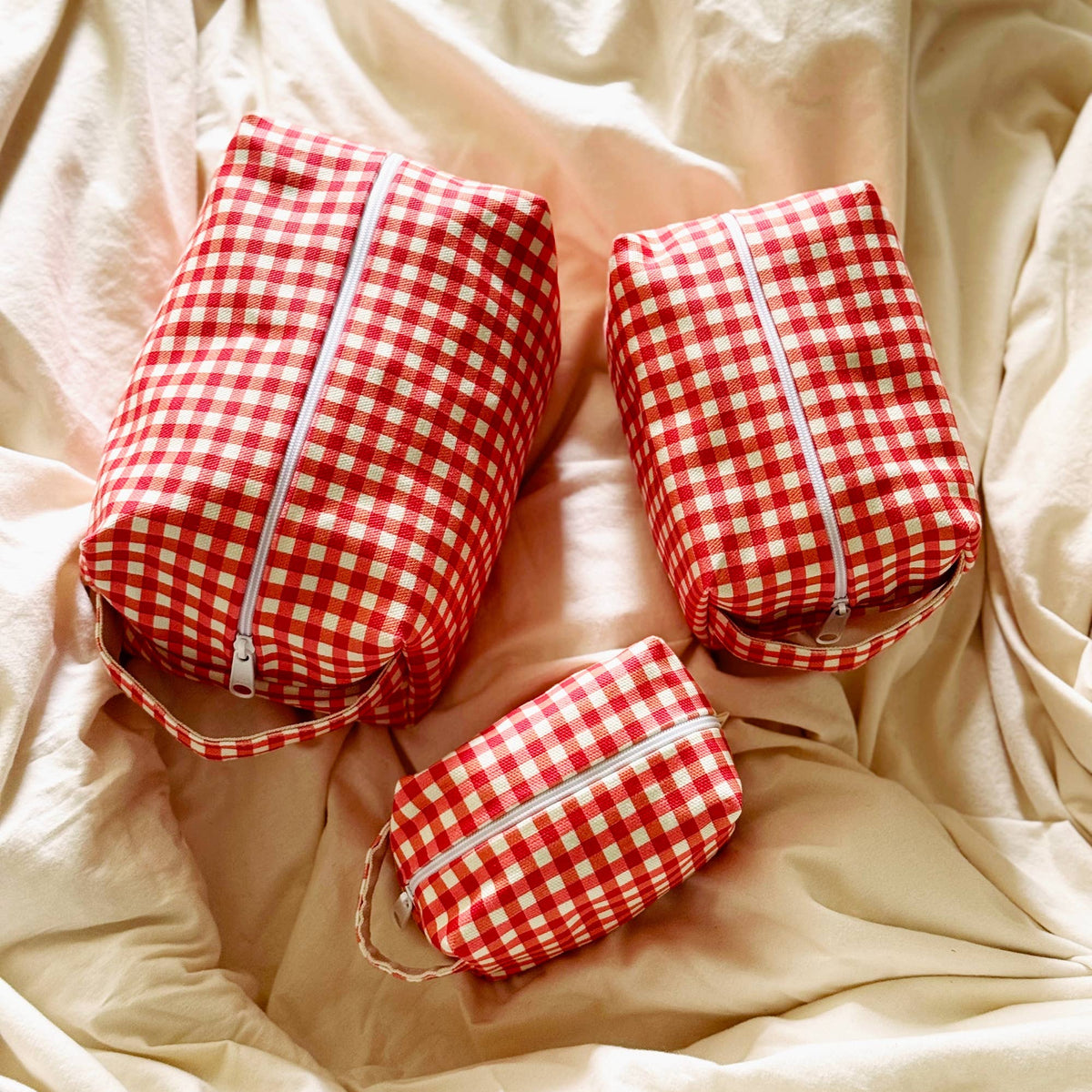 Medium Red Gingham Toiletry Bag