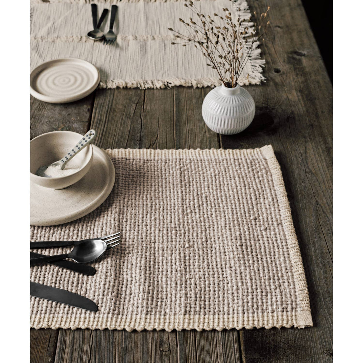 Ivory Heirloom Ravel Table Runner - Ivory