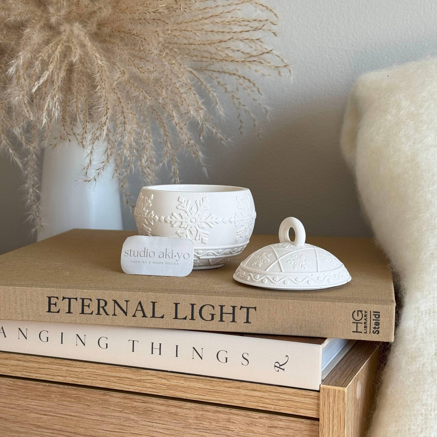 Winterberry Soy Wax Candle—Holiday Nostalgia